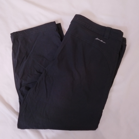 Size 10 Eddie Bauer WR W Tech Capri Black Stretchy - Picture 1 of 9